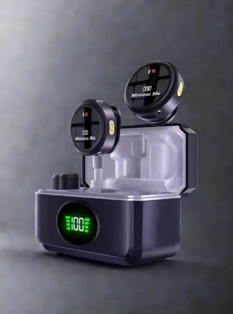Бездротовий мікрофон Q8 Lavalier 3-в-1 з шумозаглушенням Type-C Lightning 3.5 мм, для смартфона та камери кейс із зарядкою